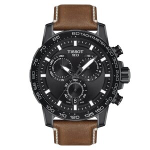 Questa è l'immagine frontale dell'orologio tissot supersport chrono con cassa e quadrante nero e cinturino in pelle