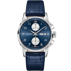 Questa è l'immagine frontale dell'orologio hamilton jazzmaster maestro chrono automatico con il quadrante blu e contatori panna e il cinturino in pelle blu